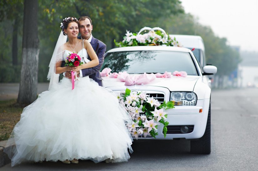 Автомобили на свадьбу