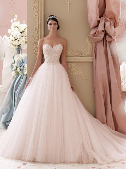 Выбор свадебного платья в зависимости от цветотипа невесты