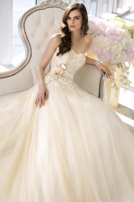 Макияж невесты под платье цвета айвори thumbnail