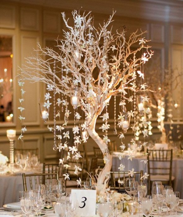 Дерево в свадебном декоре