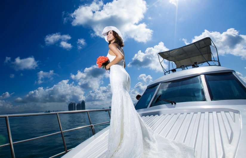 Яхта – романтический транспорт на свадьбу