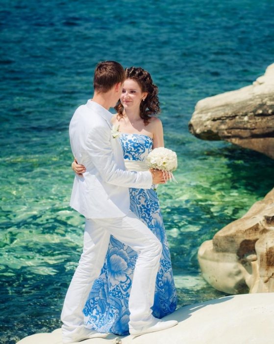 Цвет свадебного платья и костюма жениха