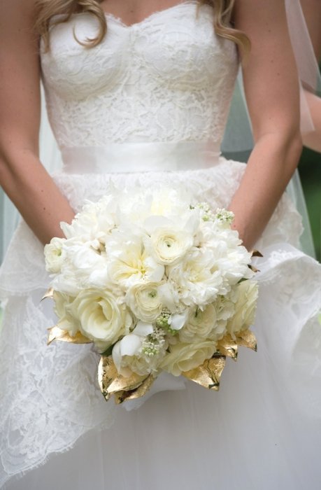 Букет невесты в золотом цвете