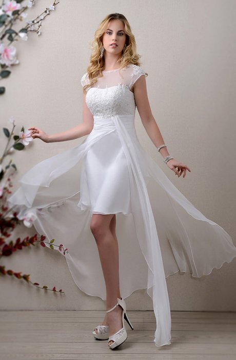 Короткое свадебное платье для классического торжества
